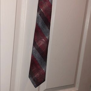 Van Heusen Red and Sliver Paisley